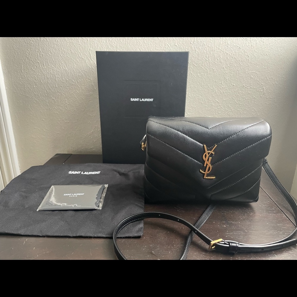 YSL Saint Laurent Toy Loulou Black